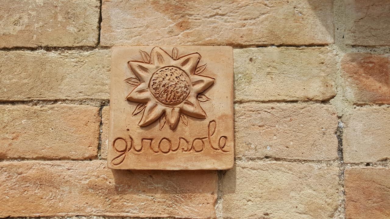 הוילה Giano dellʼUmbria Agriturismo Rustichino מראה חיצוני תמונה
